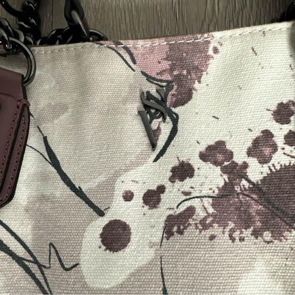 Simply Vera Wang Handbag Satchel Purse - Floral 14” x 9” - Picture 2 of 8